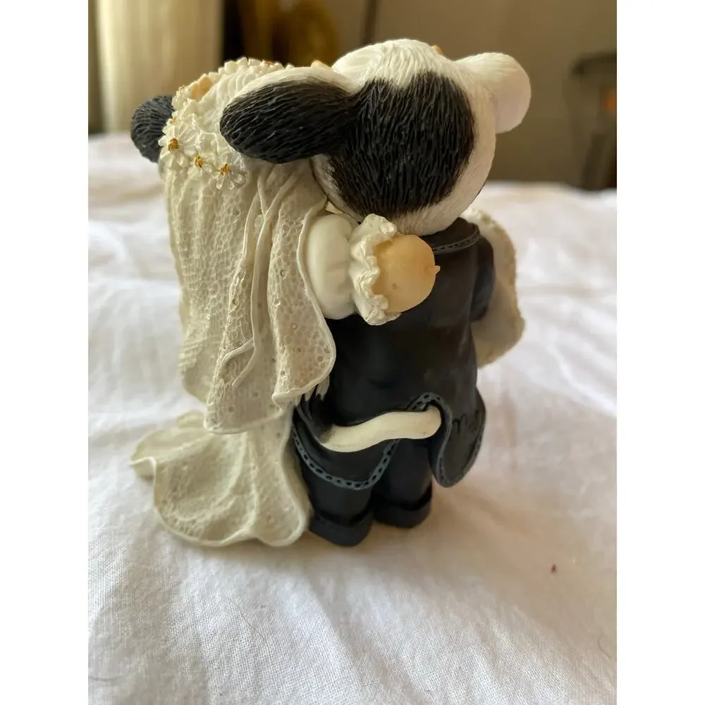 1995 Enesco Mary's Moo Moos figurine titled 